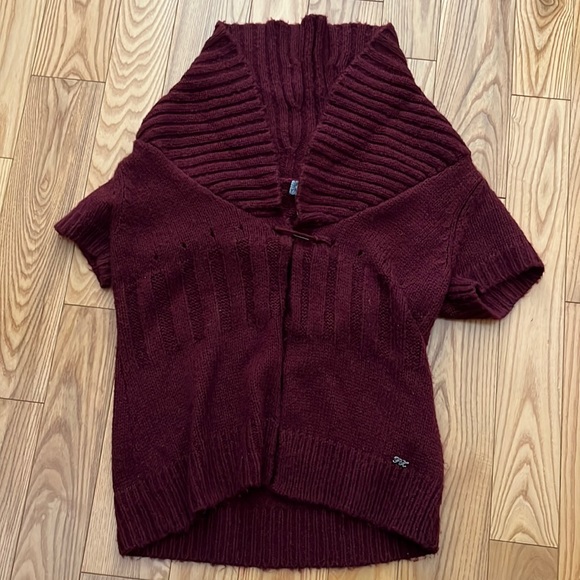 Burgundy Layering T-Shirt Sweater/Vest - Picture 3 of 5